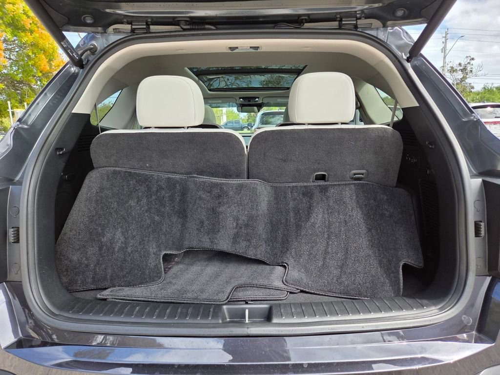 Used 2025 Kia Sorento EX w/ Panoramic Sunroof Package image 16