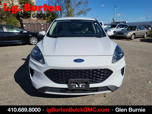 Used 2020 Ford Escape SE image 2