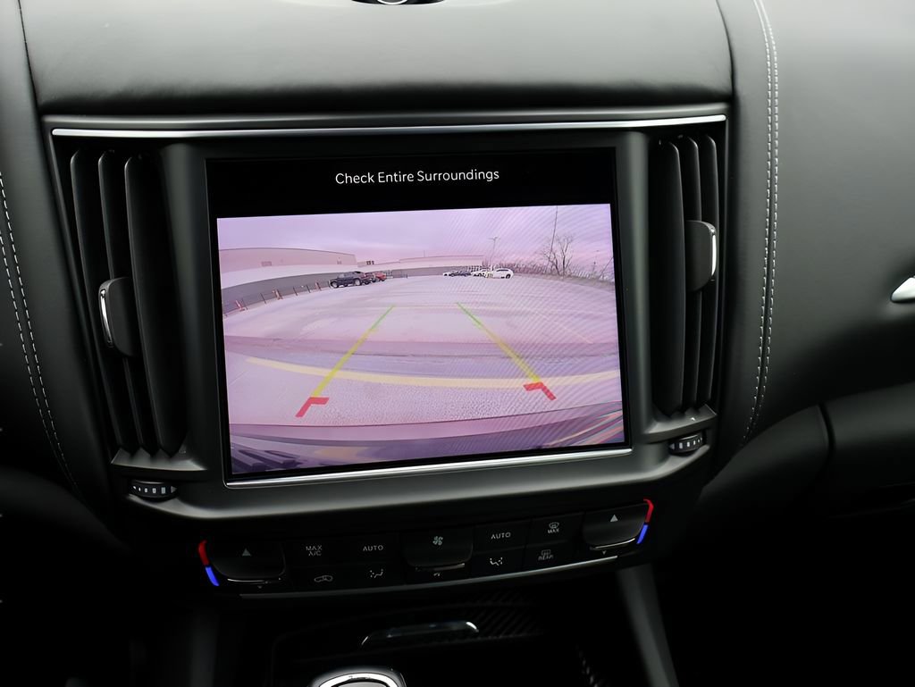 Used 2022 Maserati Levante Modena image 24