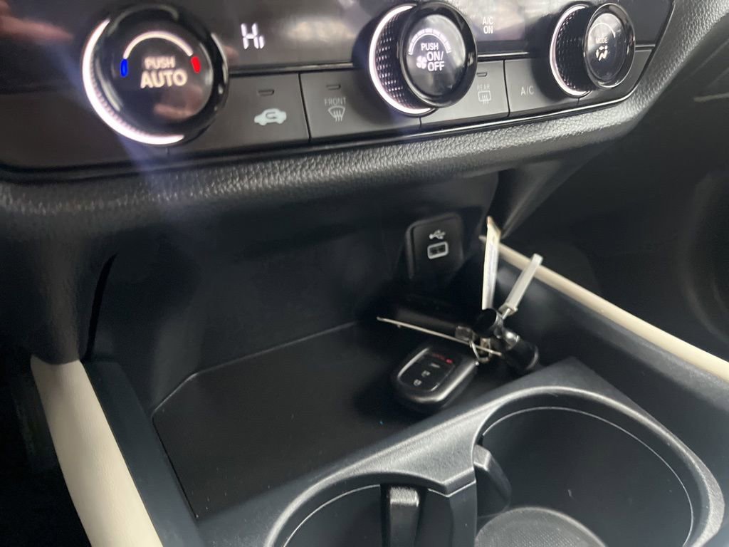 Certified 2023 Honda HR-V LX image 22