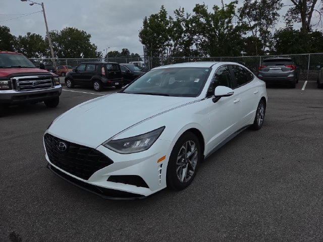 Certified 2023 Hyundai Sonata SEL FWD image 2