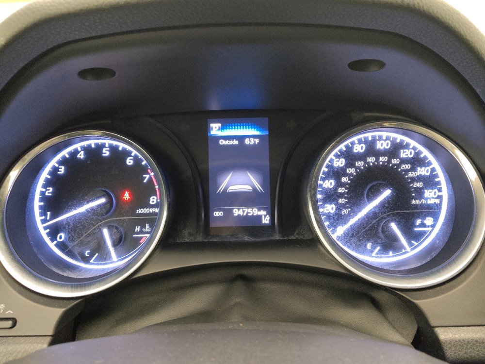 Used 2018 Toyota Camry LE FWD image 23
