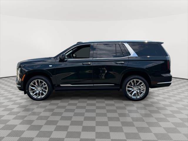 Used 2025 Cadillac Escalade Premium Luxury AWD/4WD image 4