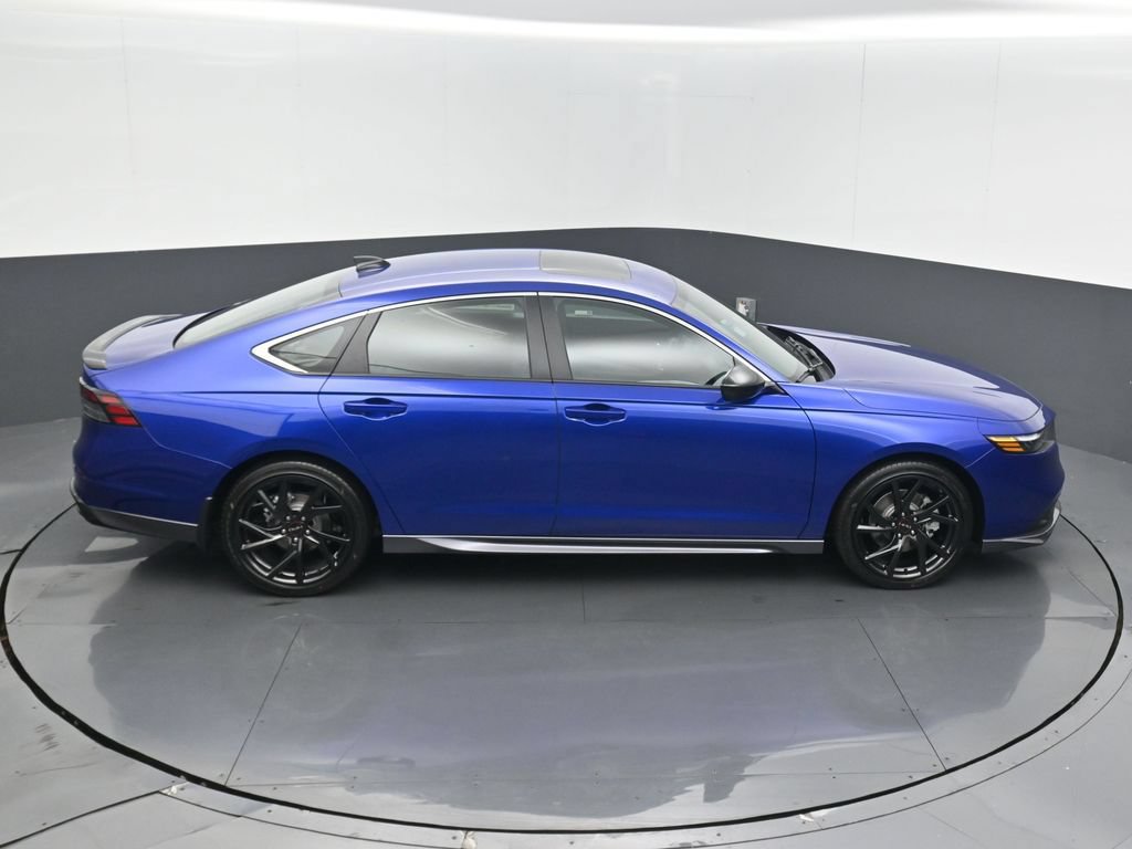 Used 2025 Honda Accord Sport image 14