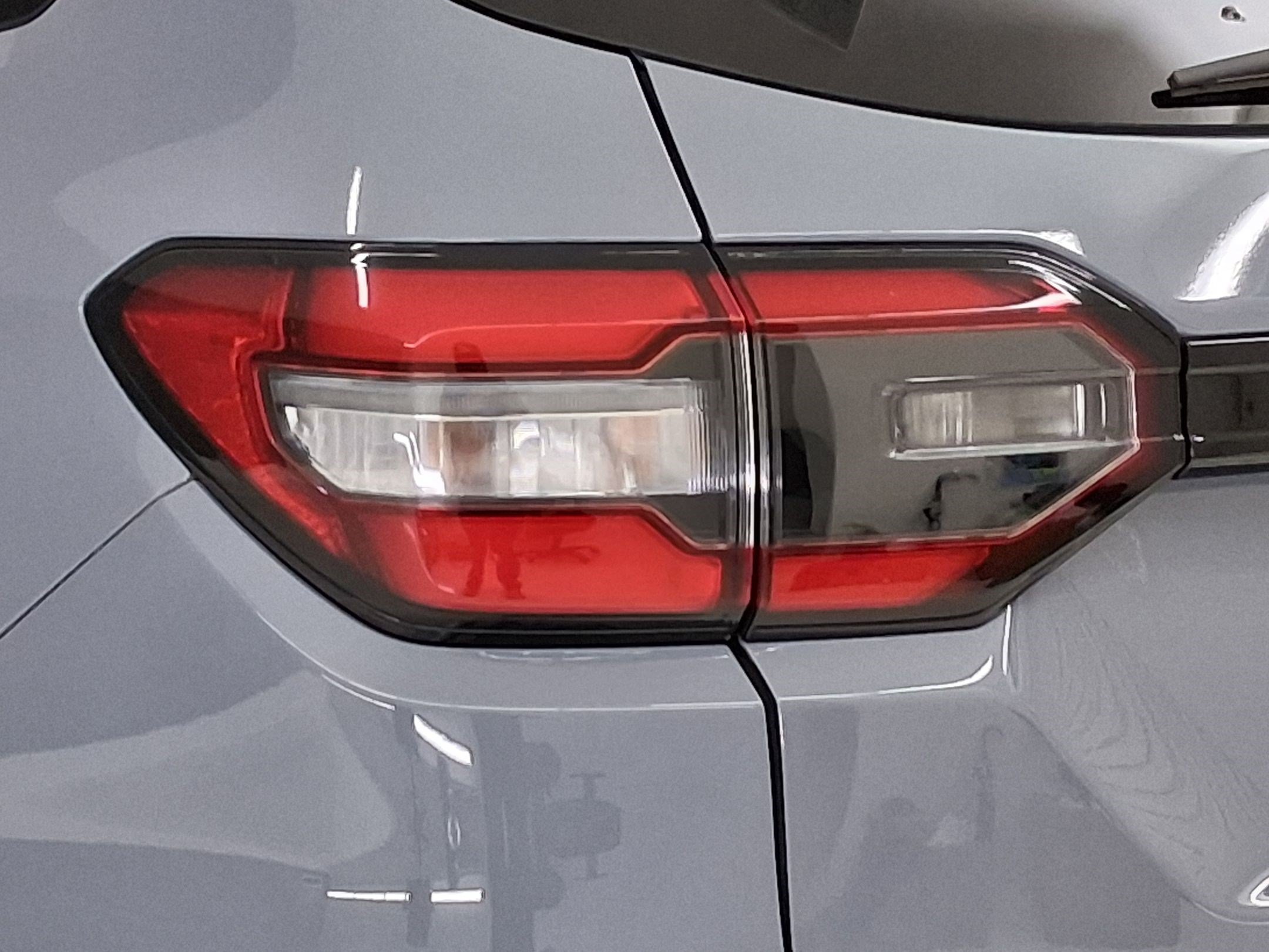 Used 2025 Honda Pilot Black Edition image 11