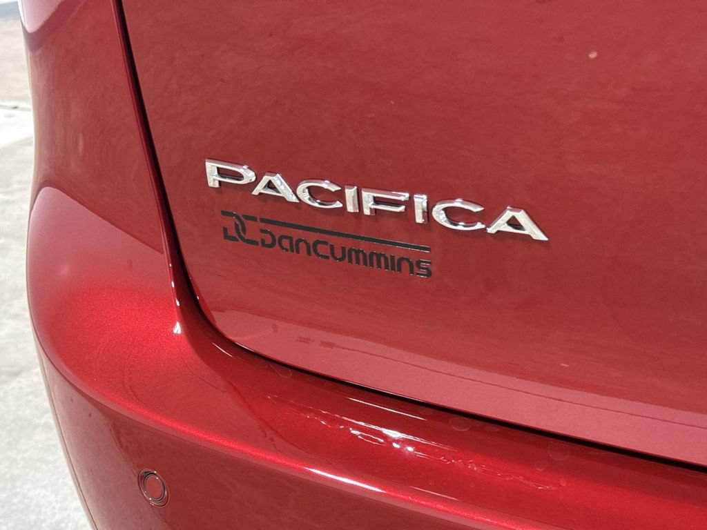 New 2026 Chrysler Pacifica Limited AWD/4WD image 28