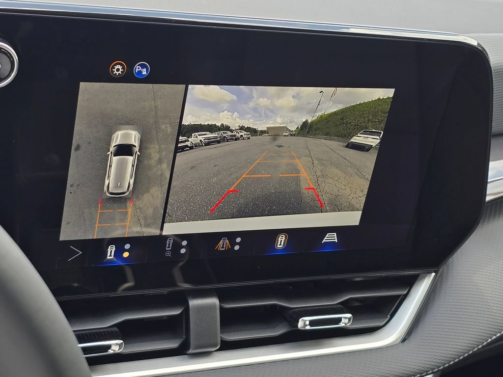 New 2026 Chevrolet Equinox LT w/ Convenience Package II FWD image 9