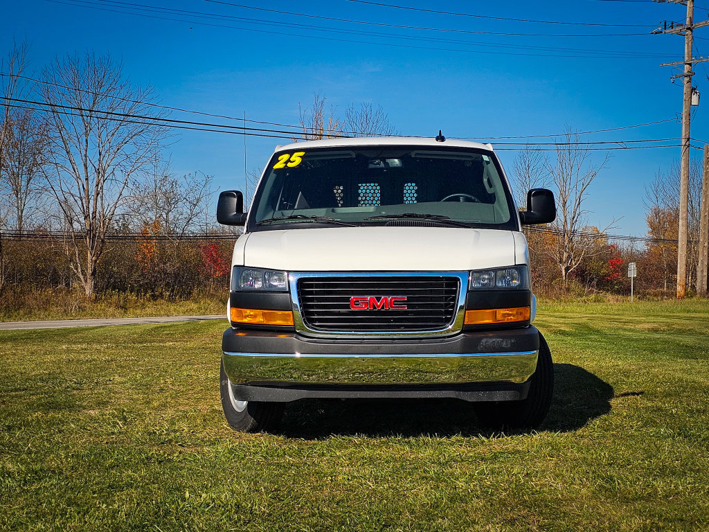 Used 2025 GMC Savana 2500 w/ Driver Convenience Package RWD image 9