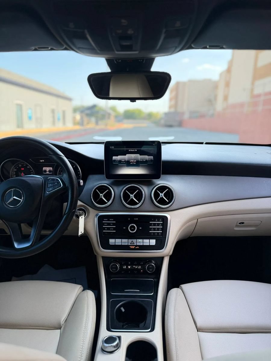 Used 2017 Mercedes-Benz CLA 250 image 53