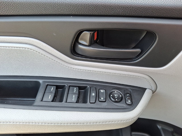 Used 2020 Honda Odyssey LX image 13
