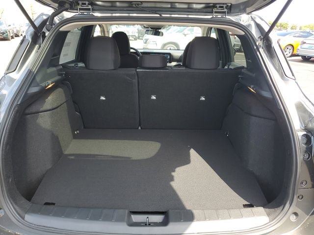 New 2026 Nissan Kicks SV w/ Cold Weather Package AWD/4WD image 13