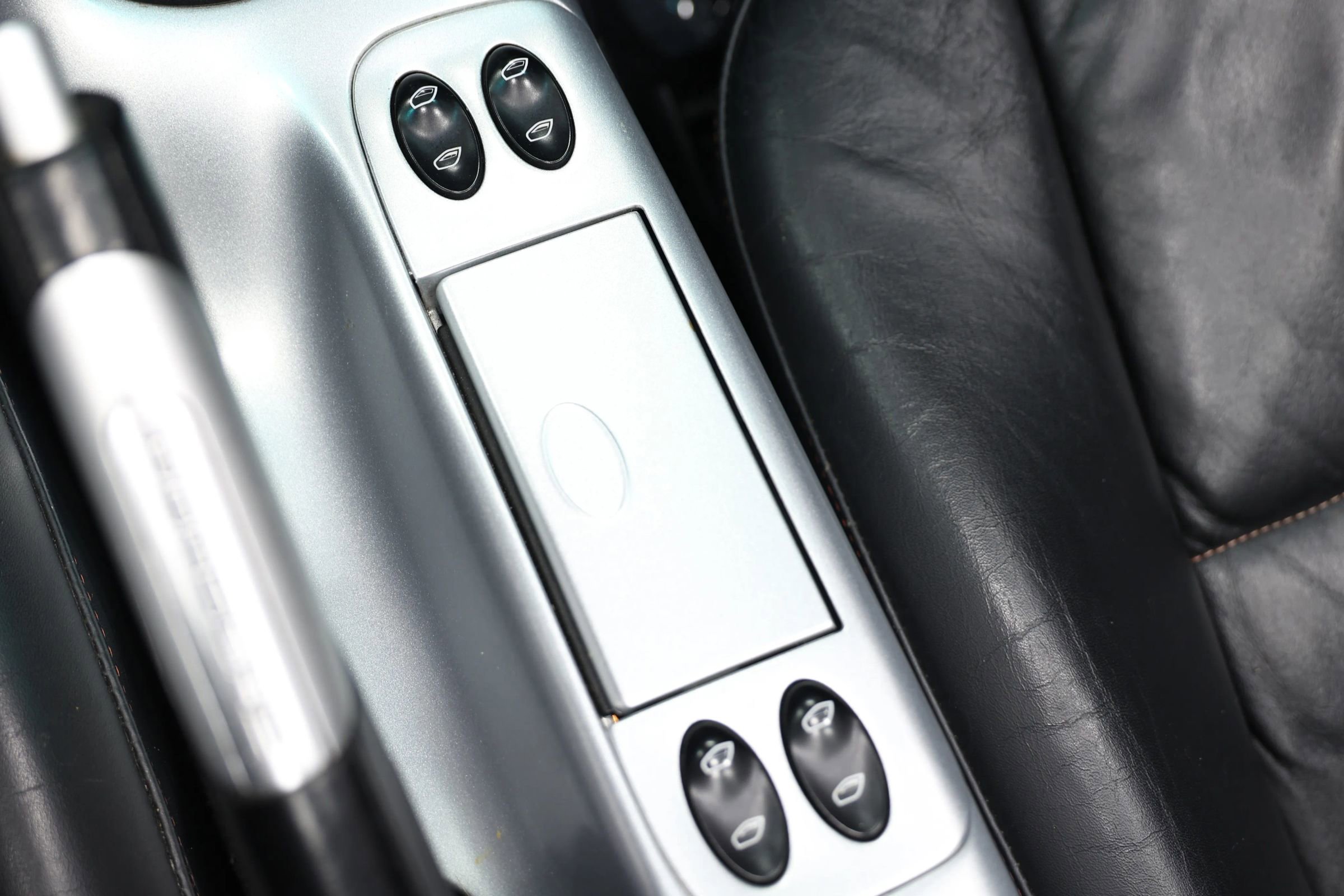 Used 2005 Porsche 911 Turbo image 43