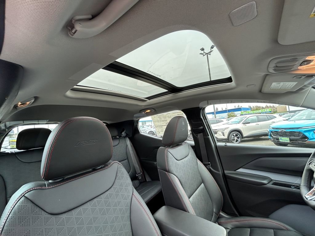 New 2027 Chevrolet Bolt RS w/ Technology Package image 27