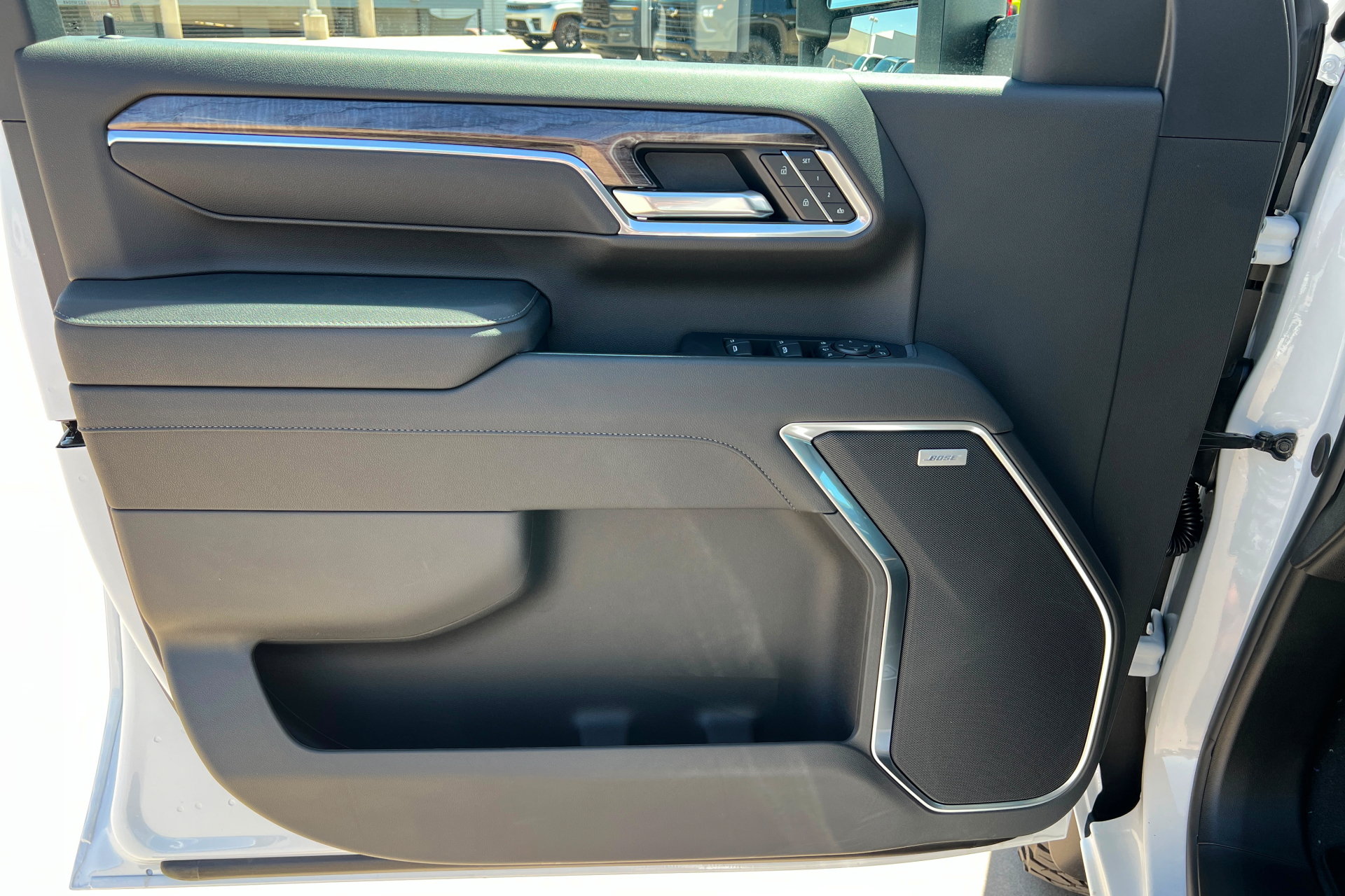 New 2026 Chevrolet Silverado 2500 LTZ w/ LTZ Plus Package AWD/4WD image 15