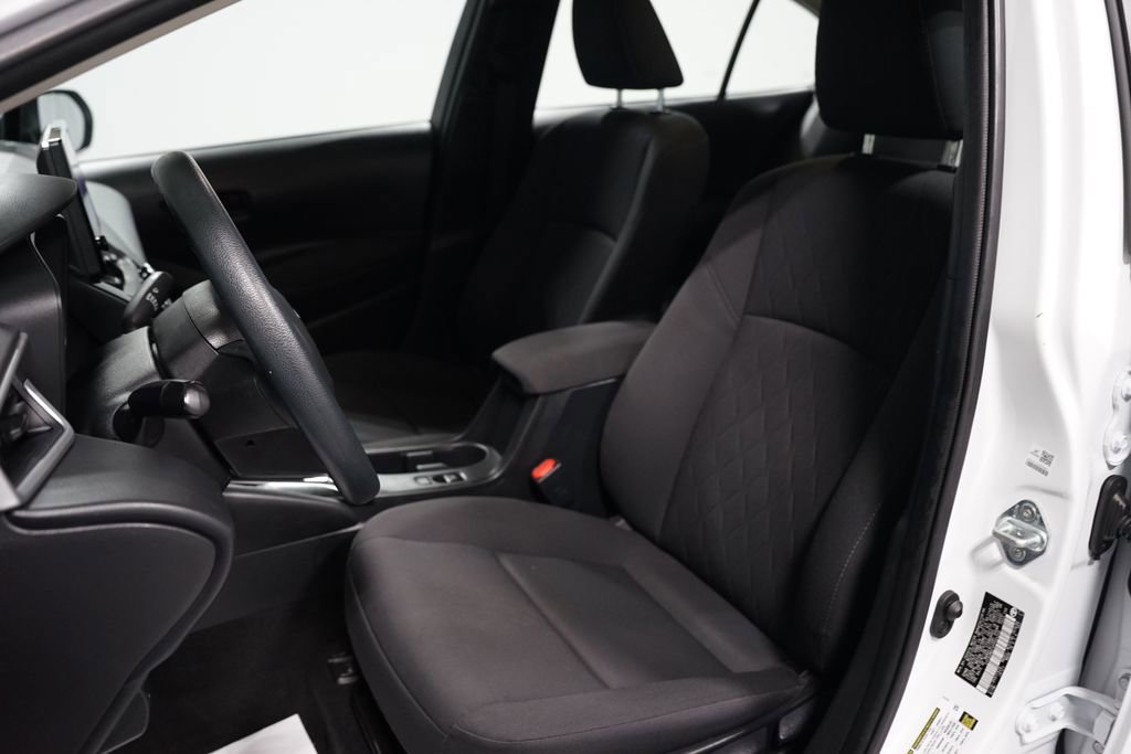Used 2023 Toyota Corolla LE image 24