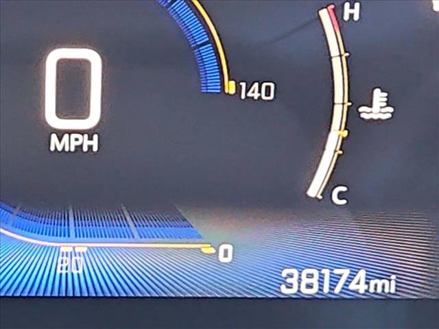 Used 2025 Chevrolet Trax ACTIV w/ Sunroof Package FWD image 11