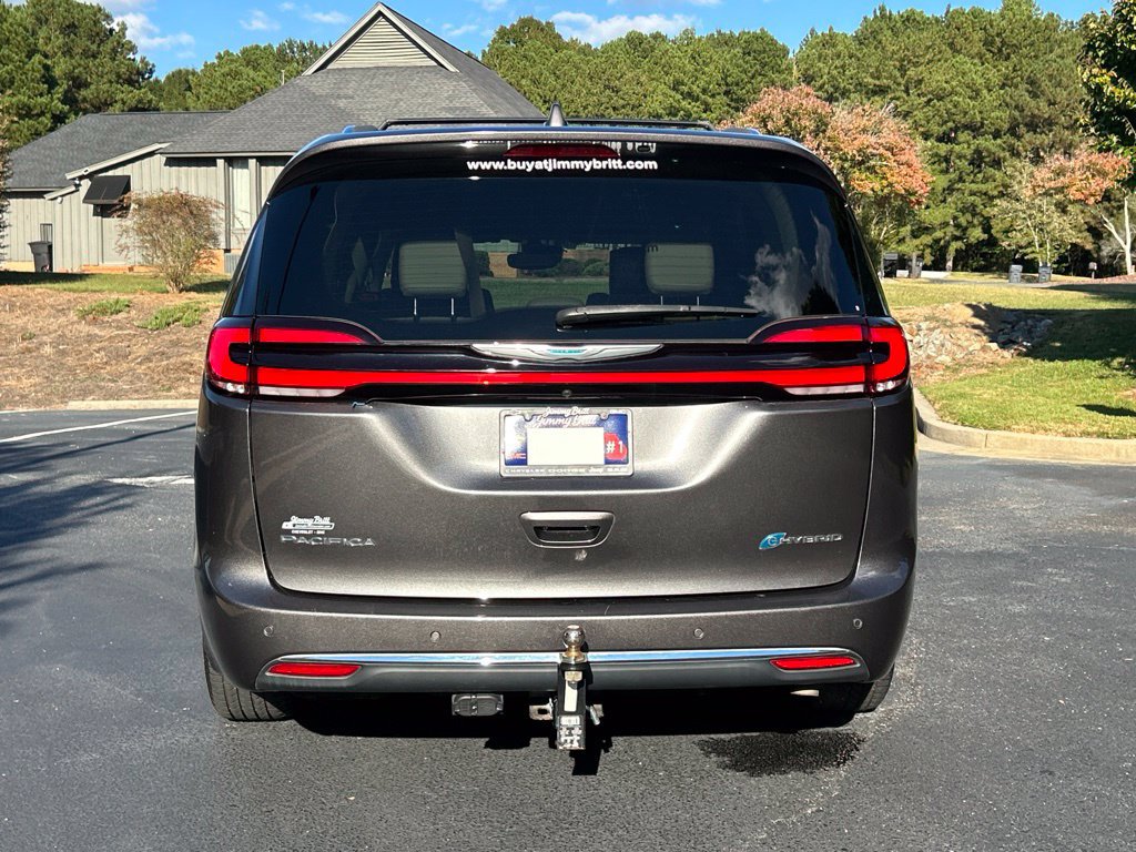 Used 2021 Chrysler Pacifica Touring-L w/ Uconnect Theater Family Group FWD image 21