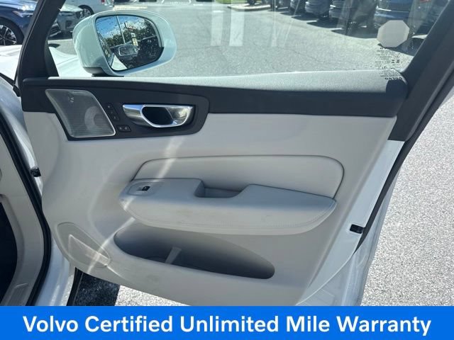 Certified 2023 Volvo XC60 B6 Ultimate AWD/4WD image 4
