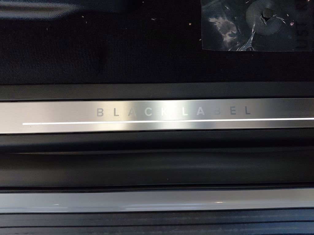 New 2025 Lincoln Navigator Black Label image 32