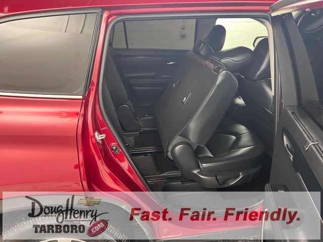 Used 2022 Toyota Highlander XLE image 41