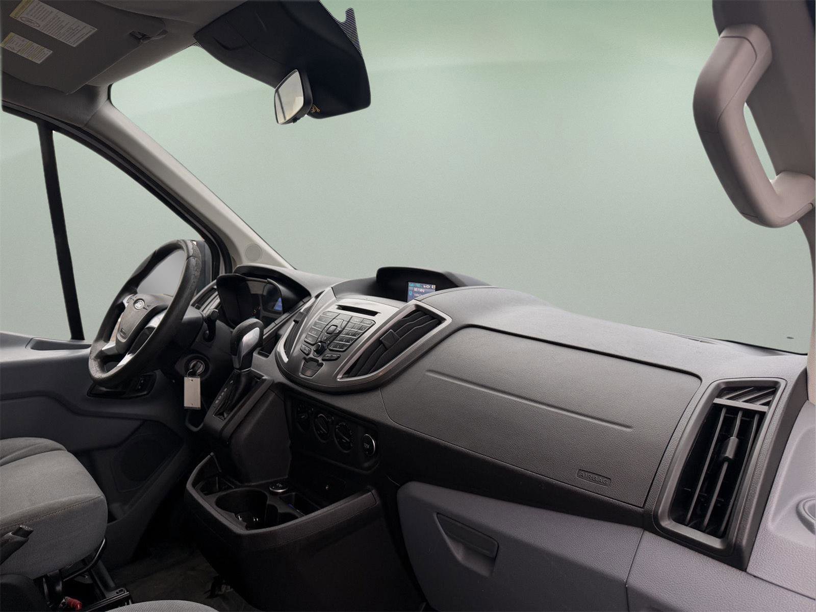 Used 2015 Ford Transit 350 XLT image 22