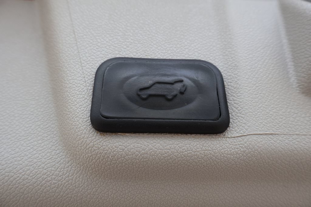 Used 2016 Buick Enclave Leather FWD image 24
