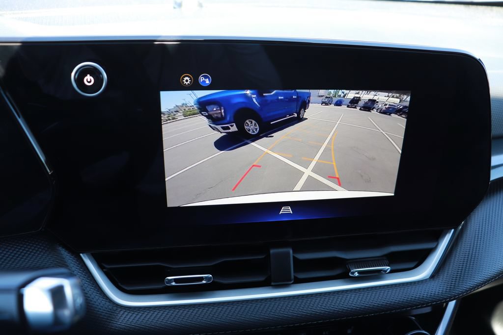 Used 2026 Chevrolet Equinox LT FWD image 28