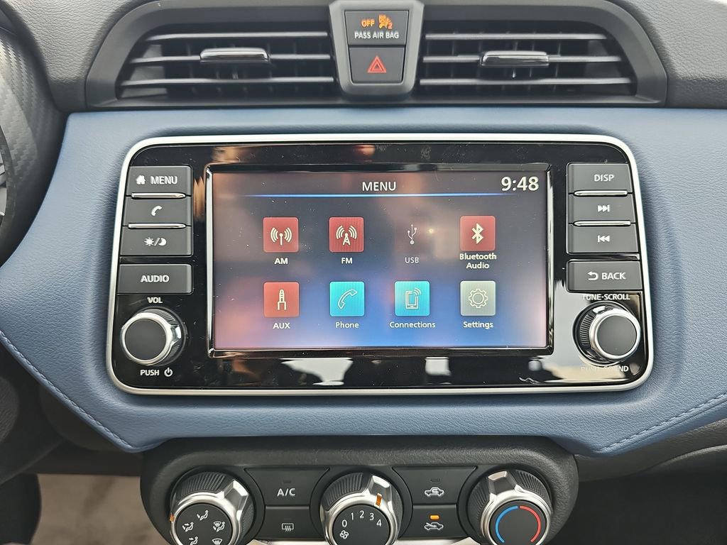 New 2025 Nissan Versa SV w/ Trunk Package FWD image 24