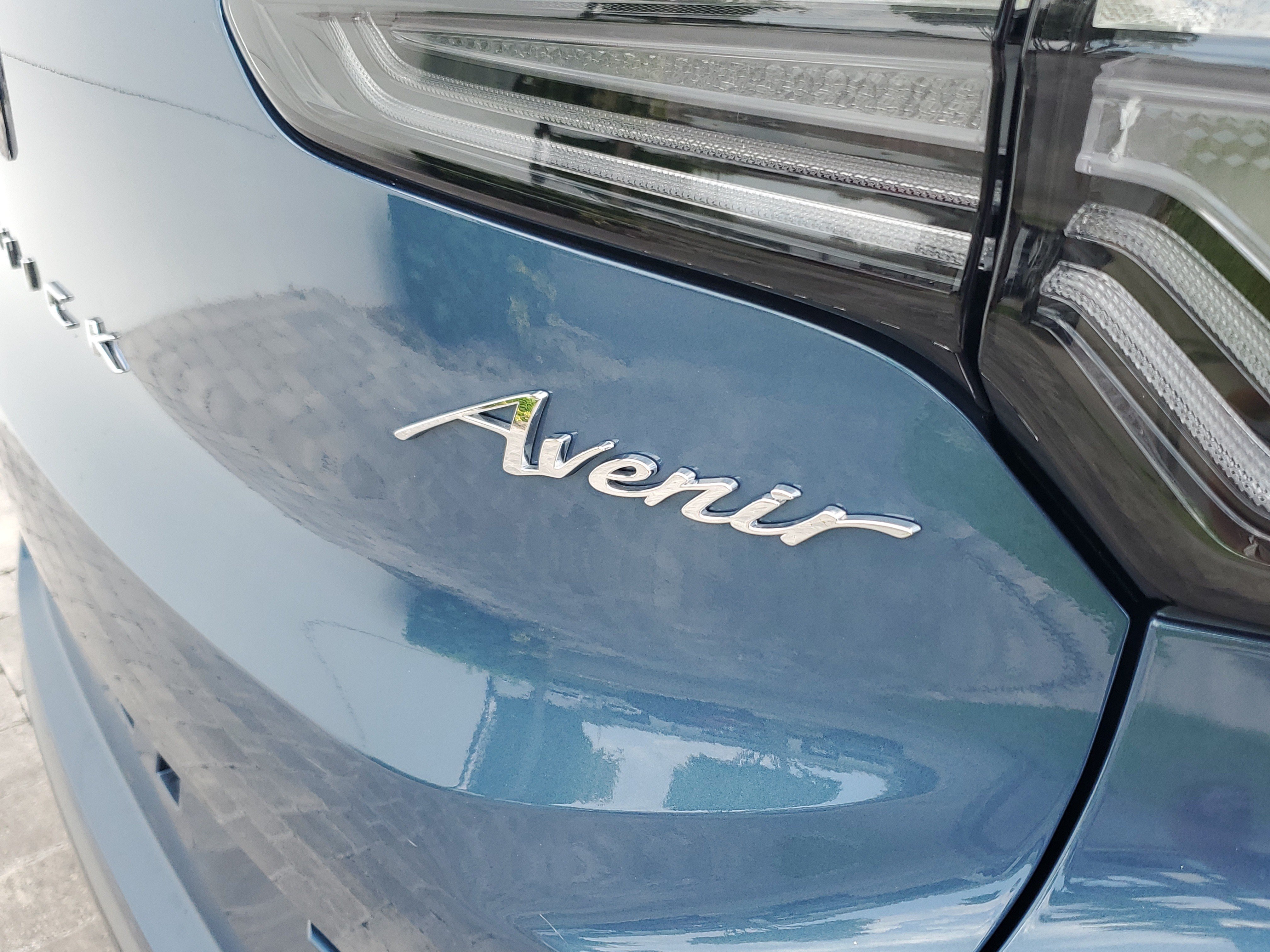 Used 2024 Buick Encore GX Avenir w/ Avenir Technology Package FWD image 8