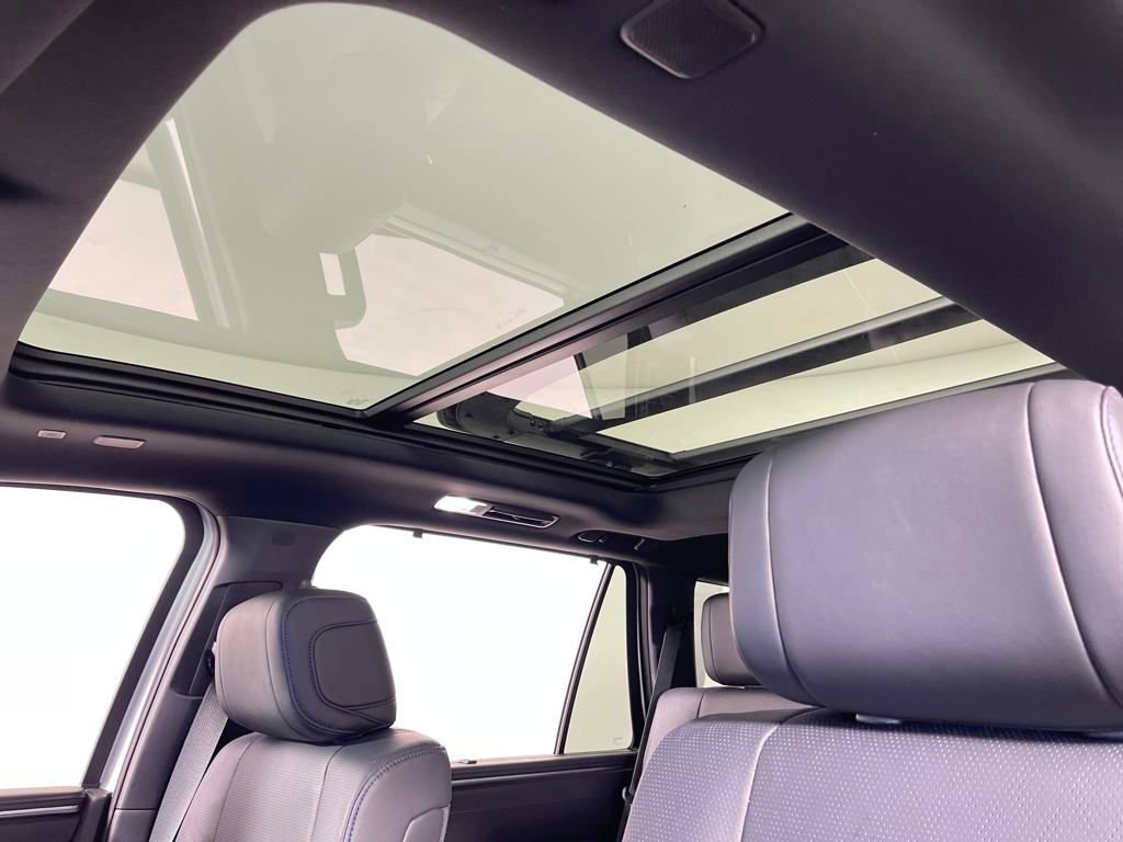 New 2025 Toyota Sequoia Platinum image 30