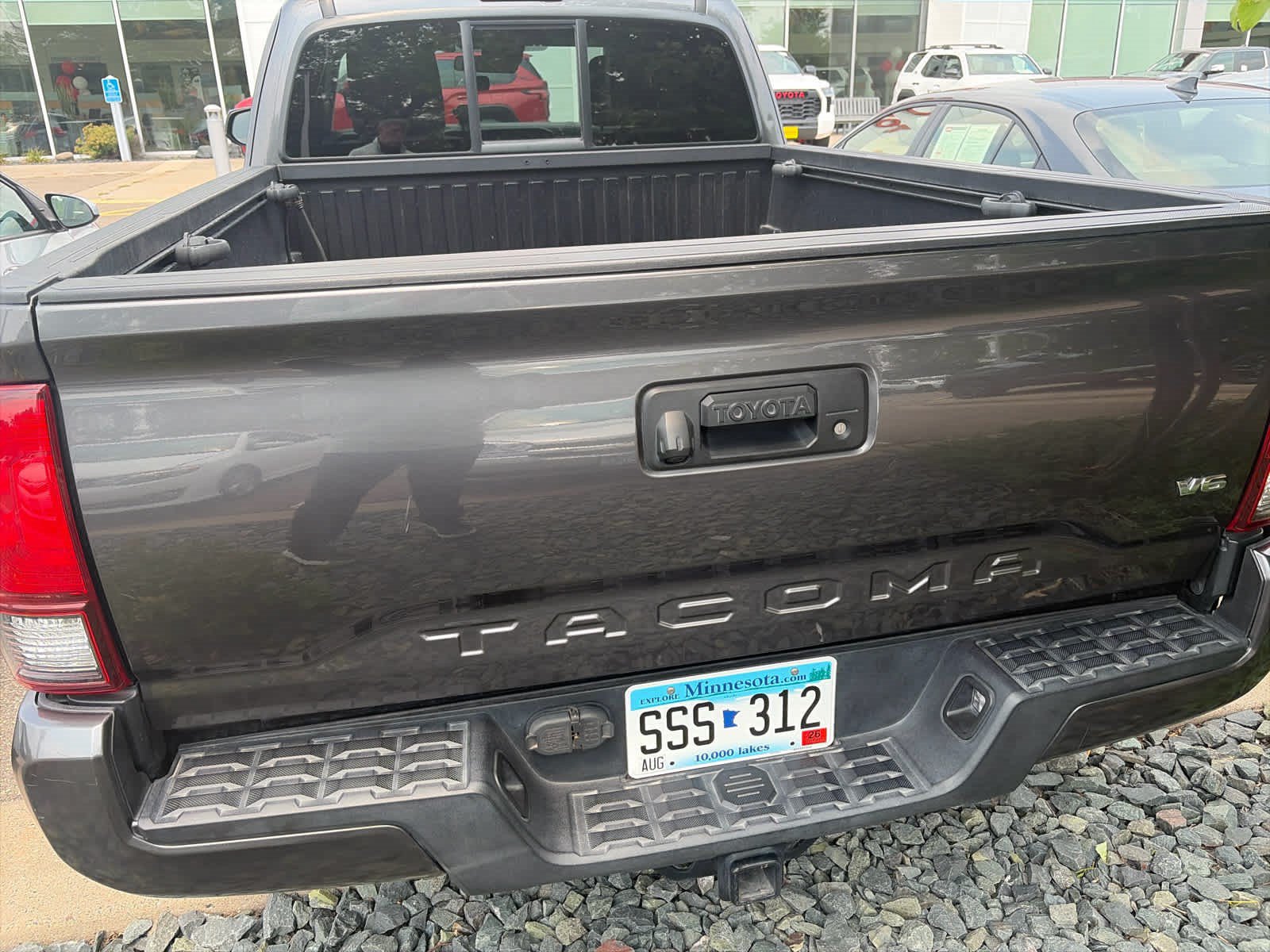 Used 2019 Toyota Tacoma SR w/ SR Convenience Package RWD image 5