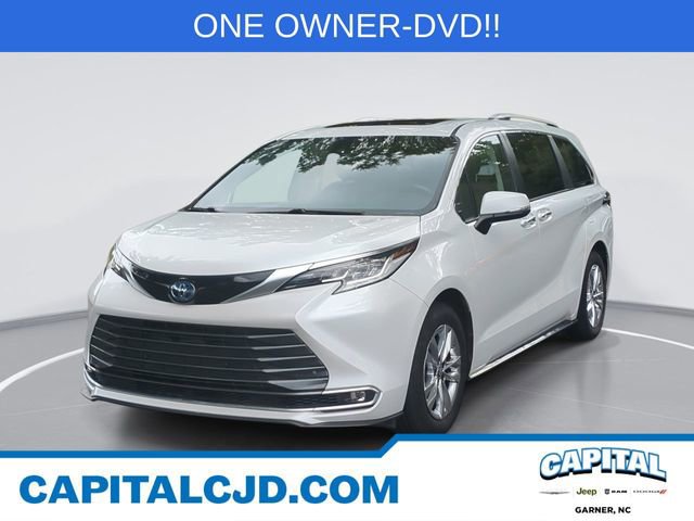 Used 2022 Toyota Sienna Limited