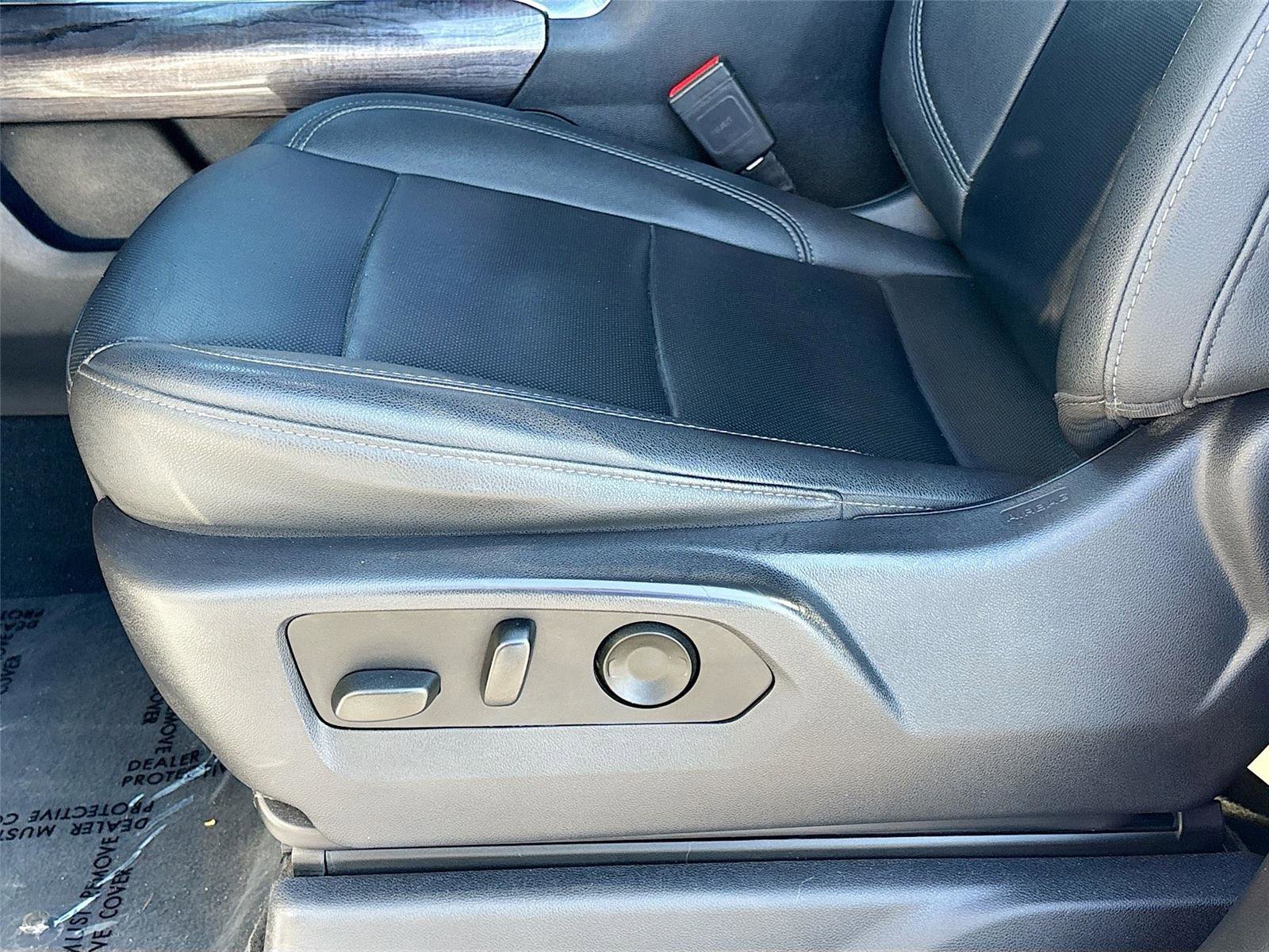 Used 2024 Chevrolet Silverado 2500 LTZ w/ LTZ Plus Package image 23