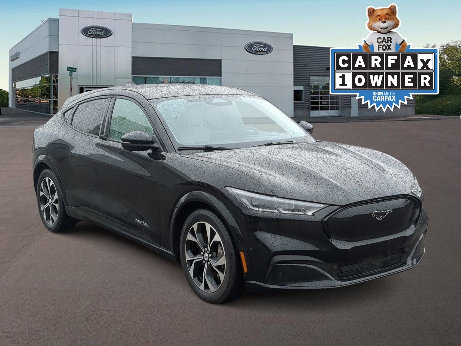 Used 2021 Ford Mustang Mach-E Premium image 2