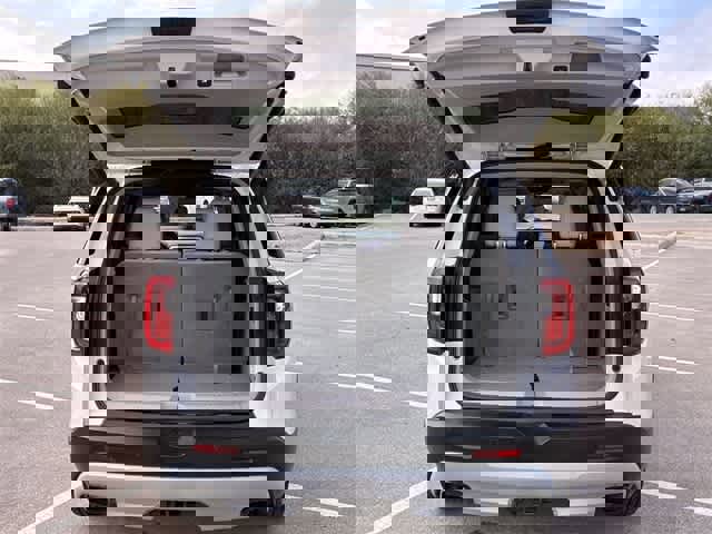 Used 2021 GMC Acadia SLT w/ Trailering Package image 35