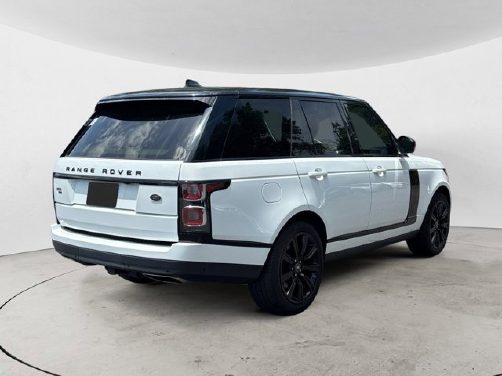 Certified 2021 Land Rover Range Rover Westminster Edition image 4