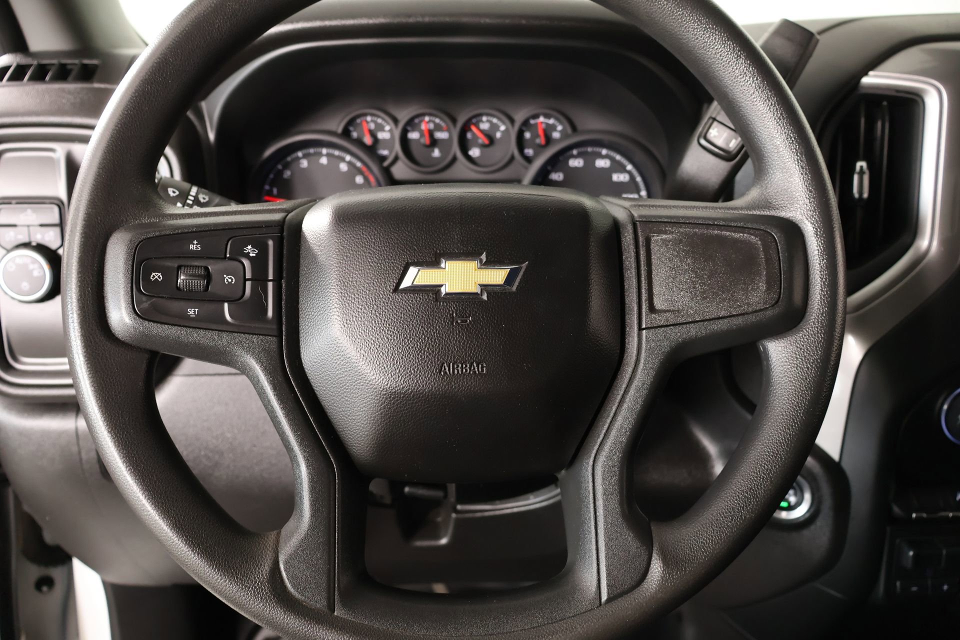 Used 2024 Chevrolet Silverado 1500 W/T w/ WT Value Package RWD image 3