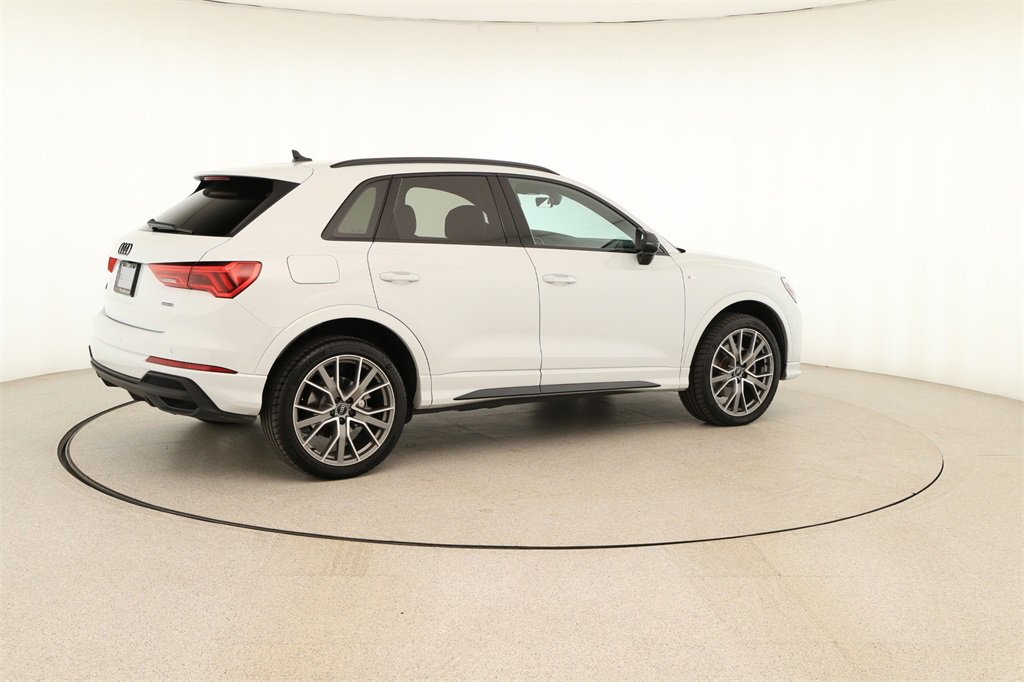 Certified 2025 Audi Q3 2.0T Premium Plus w/ Premium Plus Package image 7