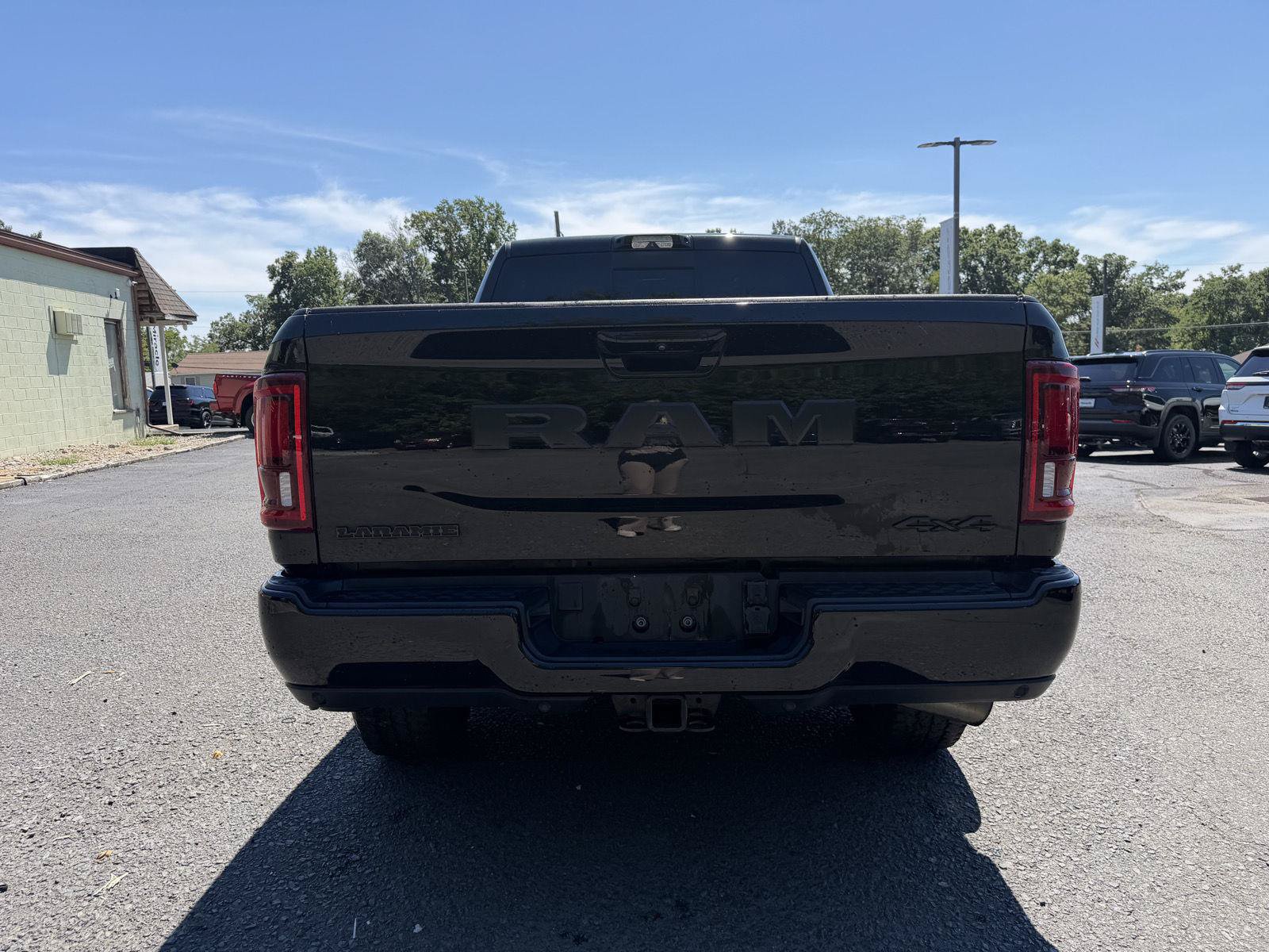 Used 2025 RAM 2500 Laramie AWD/4WD image 6