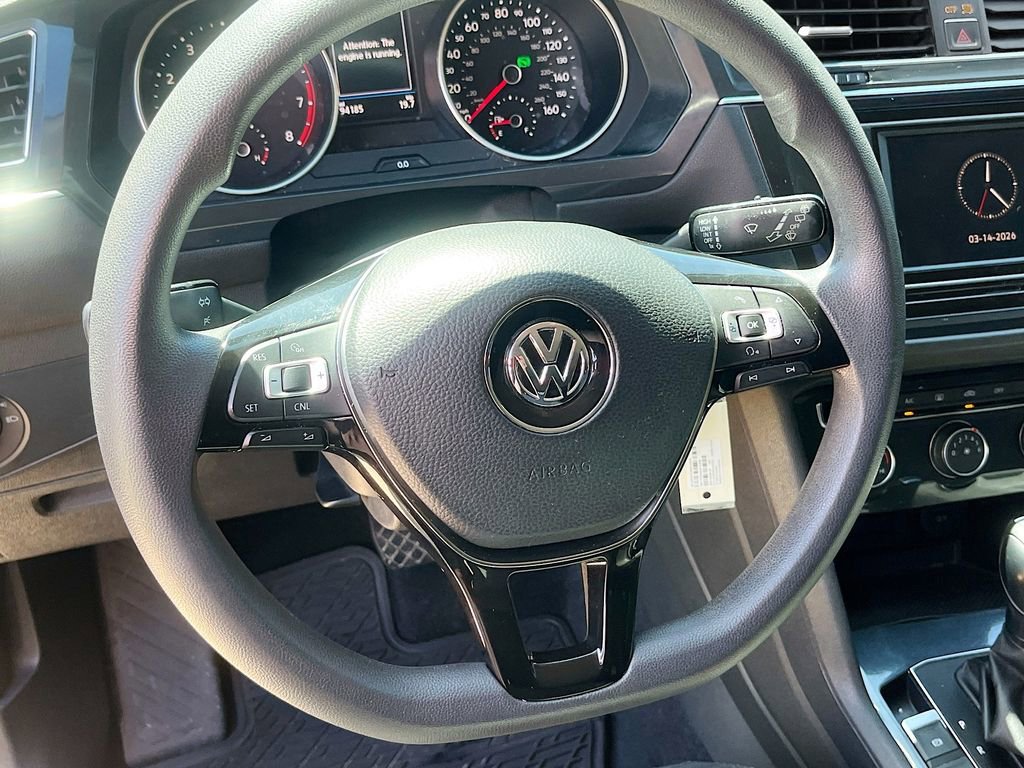 Used 2018 Volkswagen Tiguan S image 11