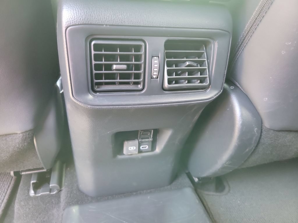 Certified 2025 Toyota RAV4 XSE AWD/4WD image 34