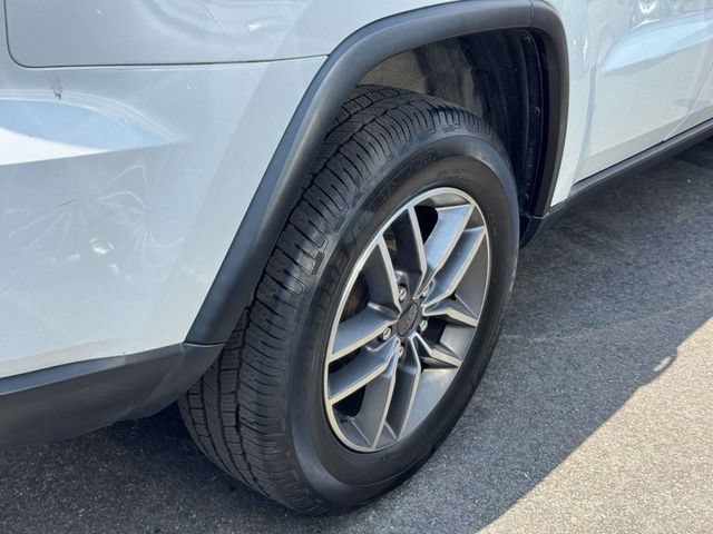 Used 2020 Jeep Grand Cherokee Limited AWD/4WD image 7