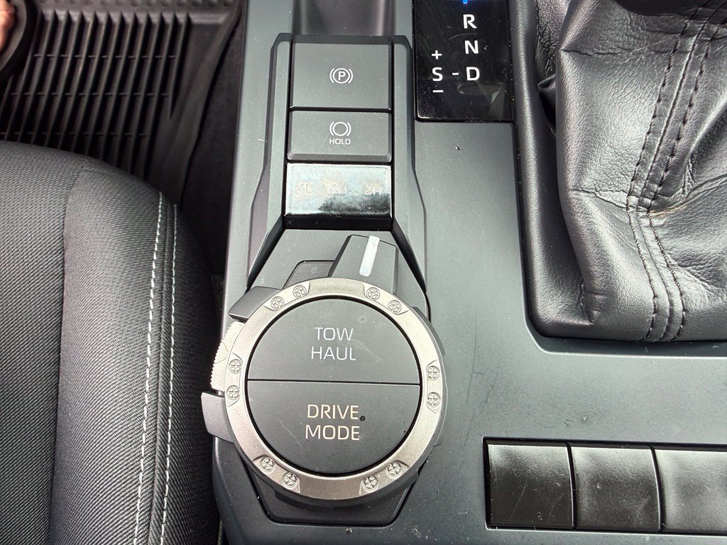 Certified 2024 Toyota Tacoma TRD Sport AWD/4WD image 25