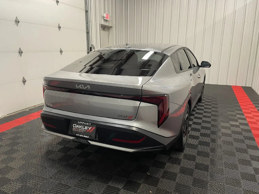 Used 2025 Kia K4 EX FWD image 15
