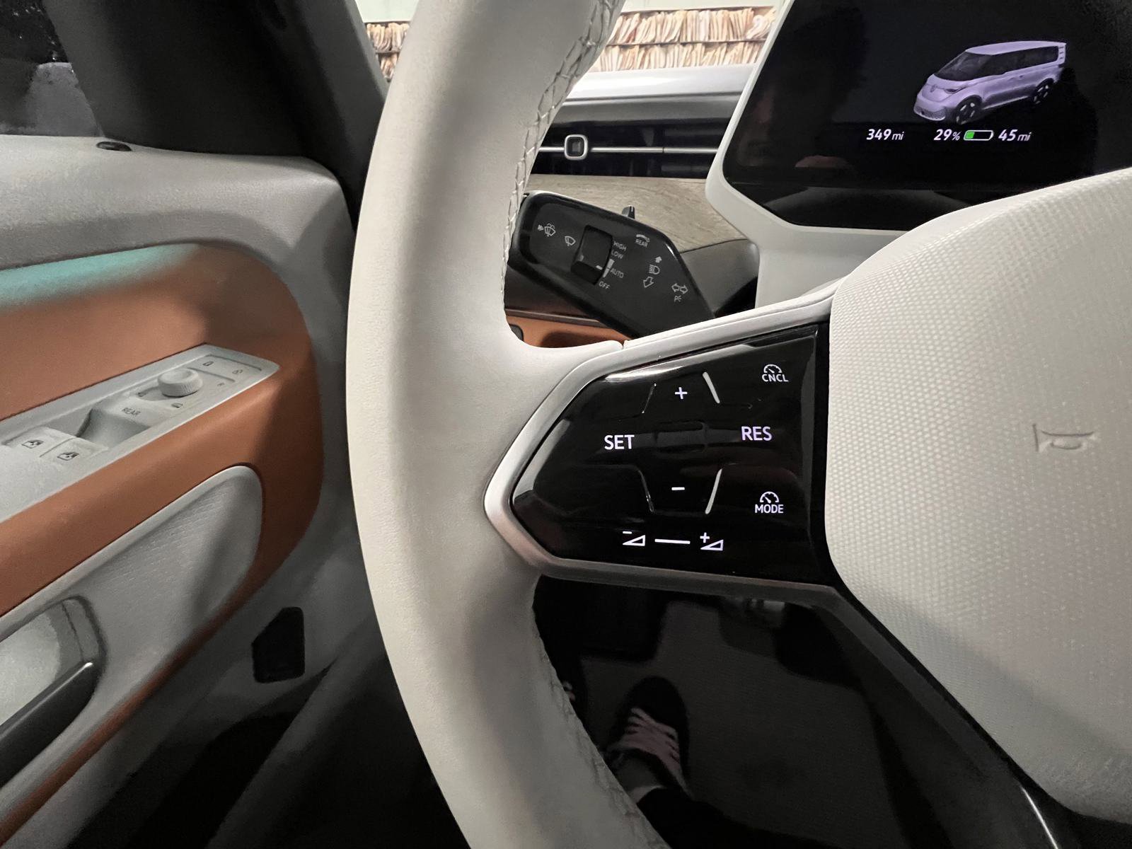 New 2025 Volkswagen ID. Buzz 1st Edition image 18