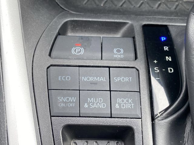 Used 2023 Toyota RAV4 XLE image 23