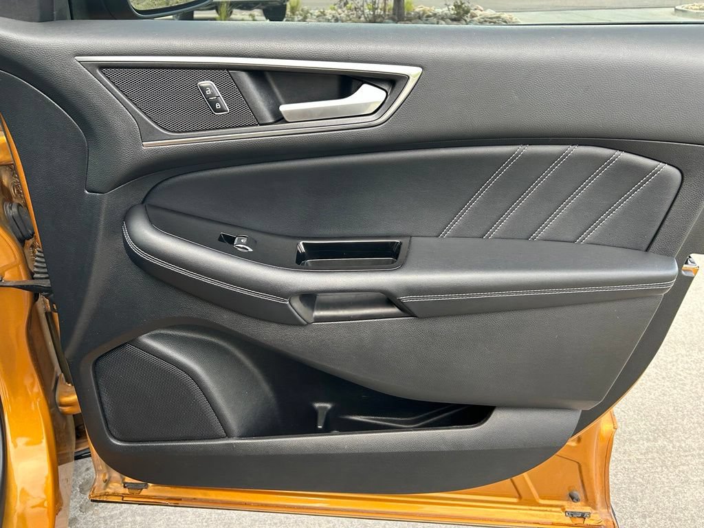 Used 2016 Ford Edge Sport w/ Equipment Group 401A AWD/4WD image 32