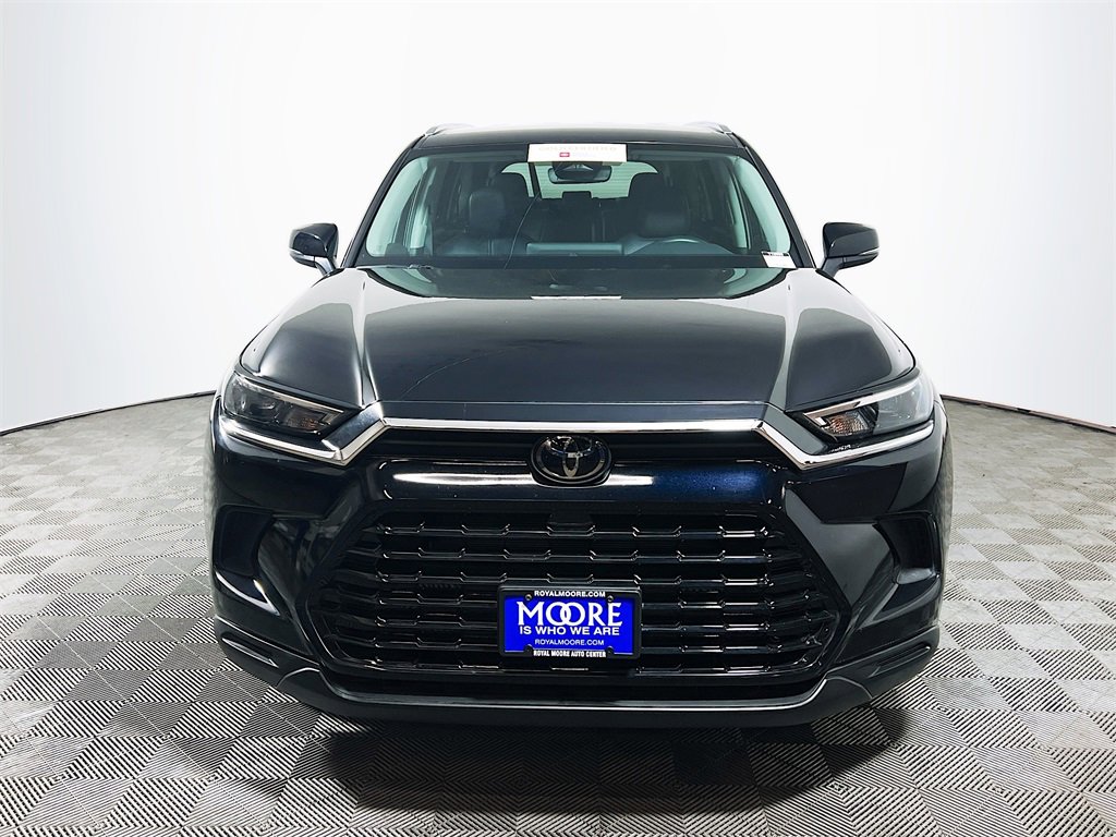 Certified 2025 Toyota Grand Highlander AWD image 3