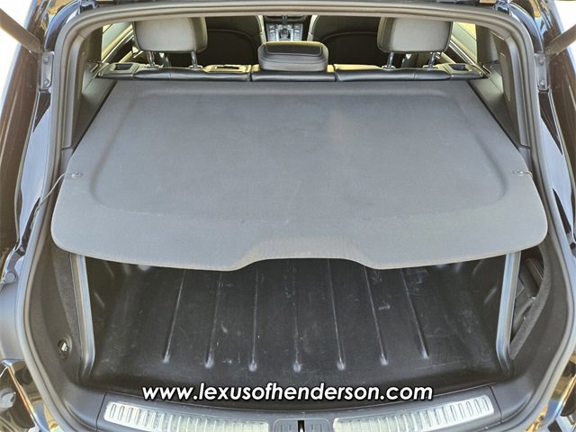 Used 2021 Porsche Macan image 14