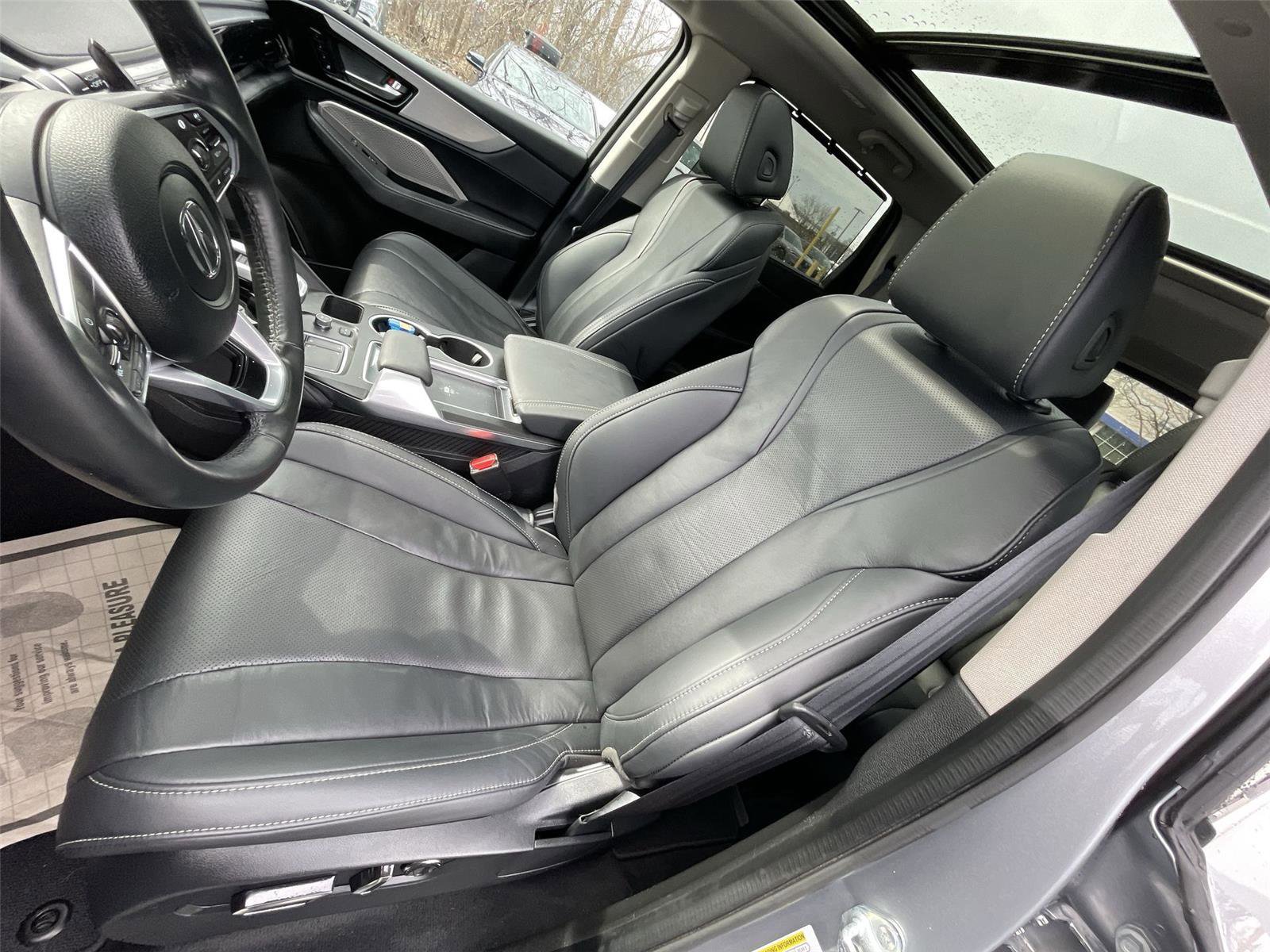 Used 2023 Acura MDX SH-AWD w/ Technology Package image 14